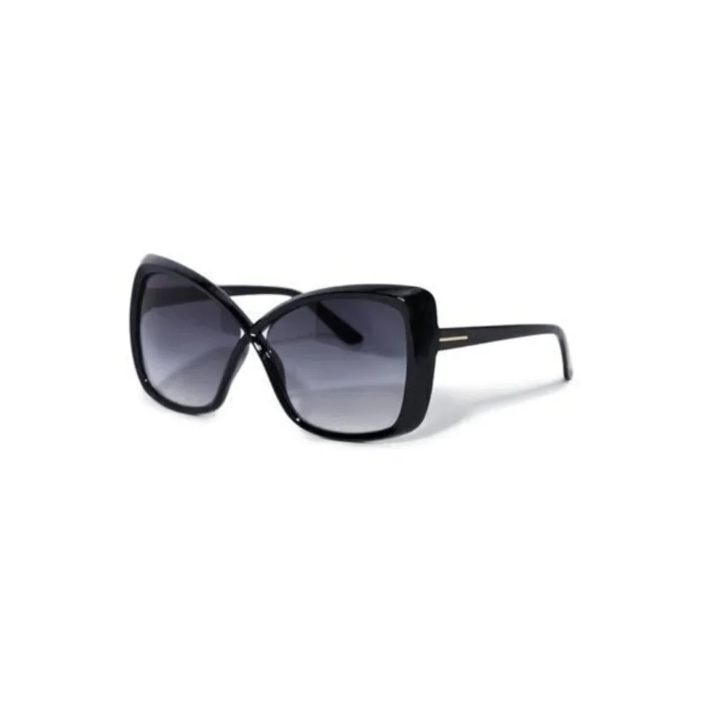 Catch‎ Me Hustlin Cat Eye Frame Sunglasses Black